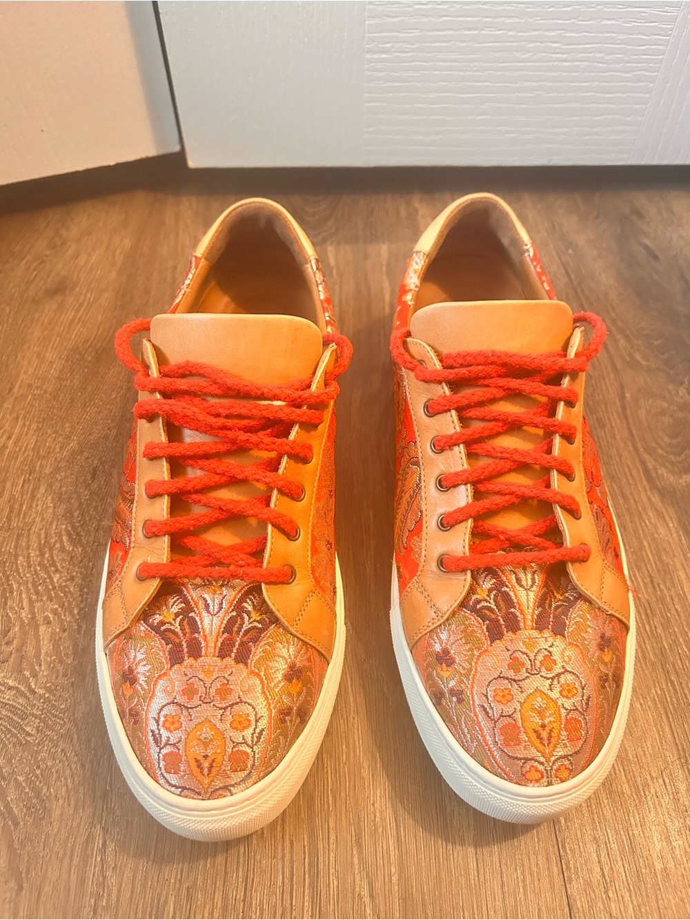 Taft Mens Size 43 Red Paisley Handcrafted Leather Water-repellent Sneakers Spain